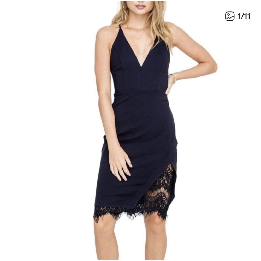 ASTR the Label Lace Trim Midi Dress Womens XS Navy Blue Excellent V-Neck Bodycon